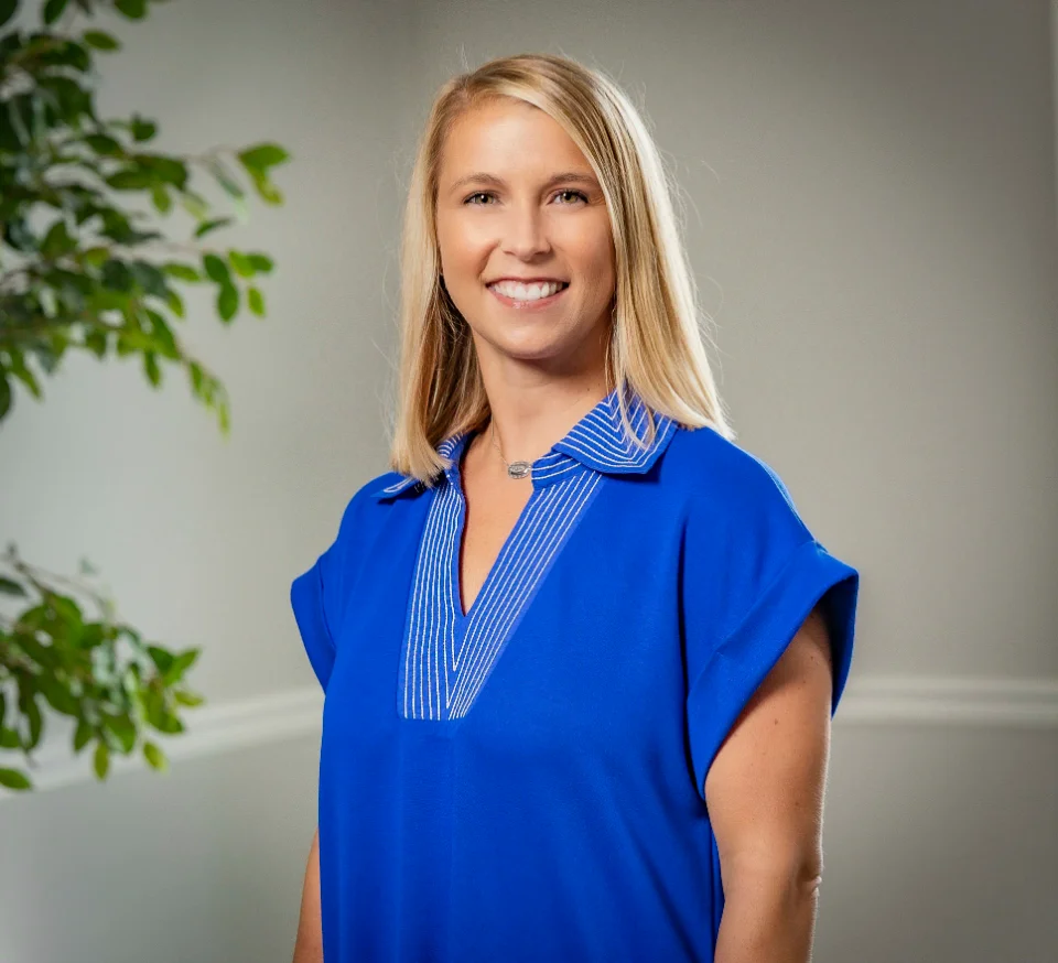 Holly Williams